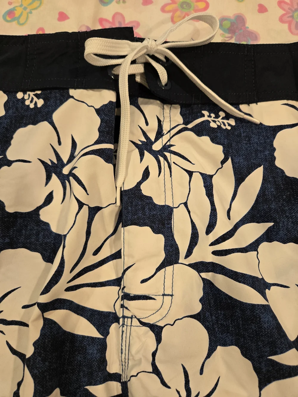 *Old Navy* Men's Navy Blue & White Floral Board Shorts